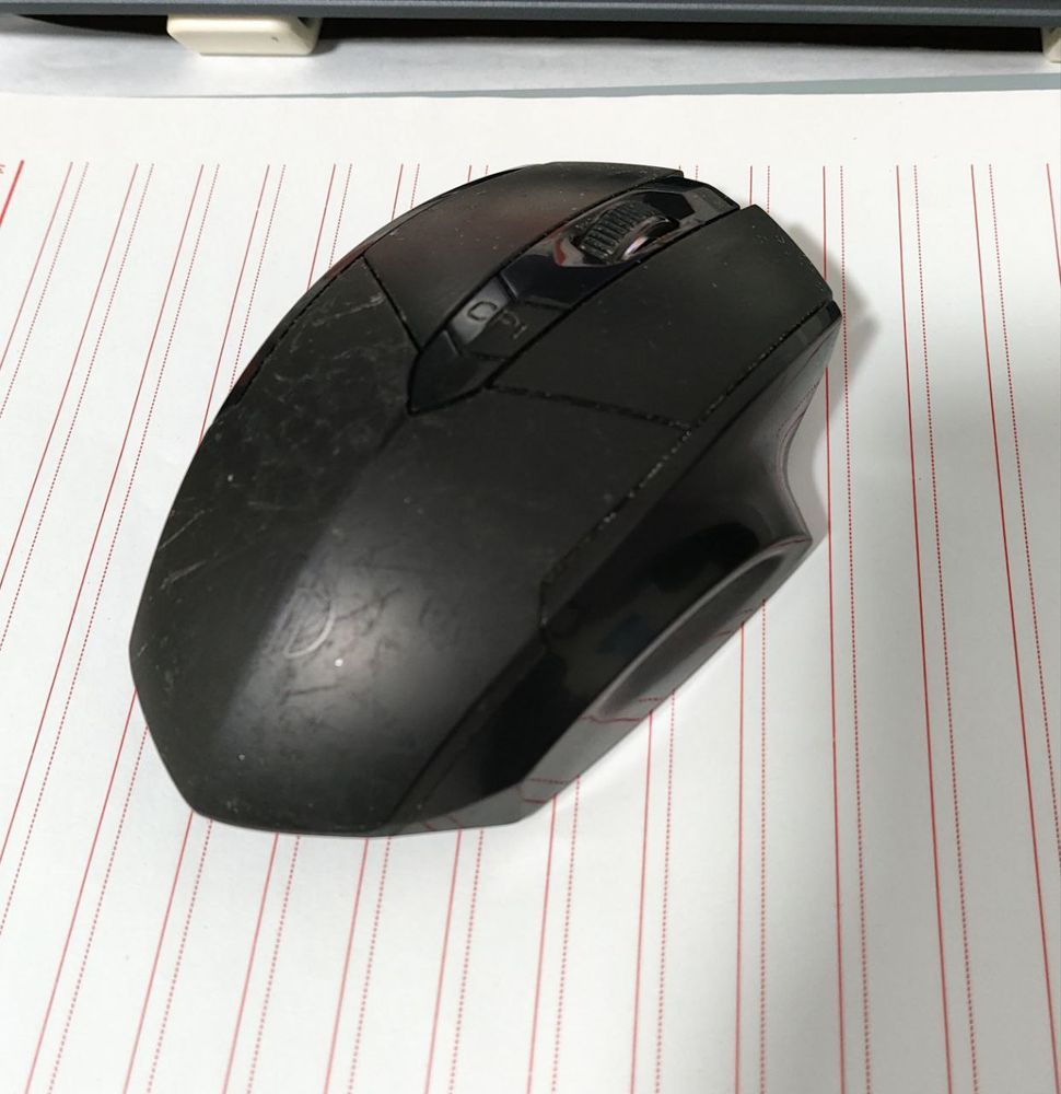 英菲克 PM6鼠標 傷痕累累