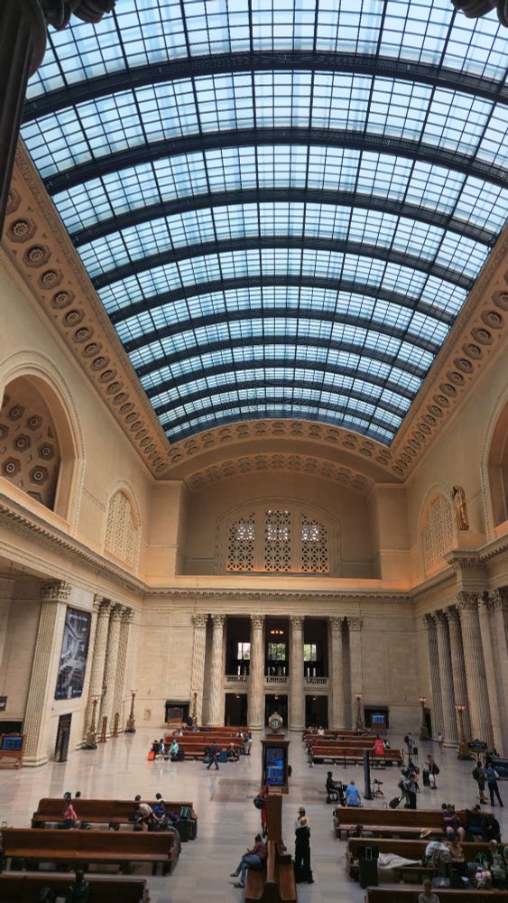 Chicago union station grand lobby