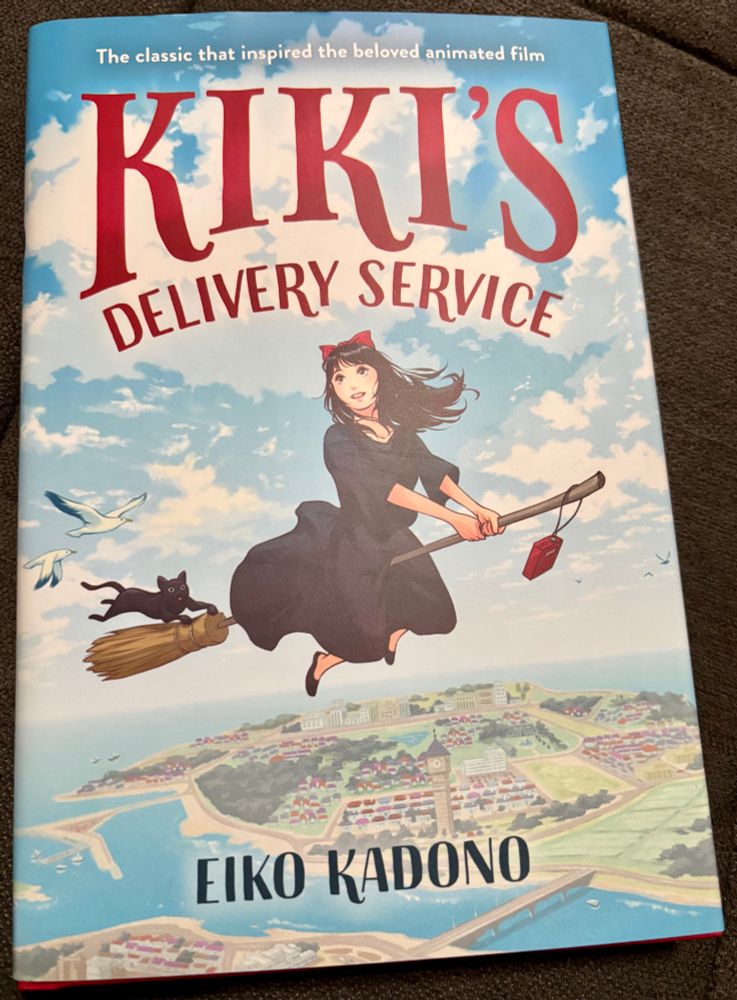 Kiki’s Delivery Service book 📖❤️🧹🐈‍⬛🧙🏻 
