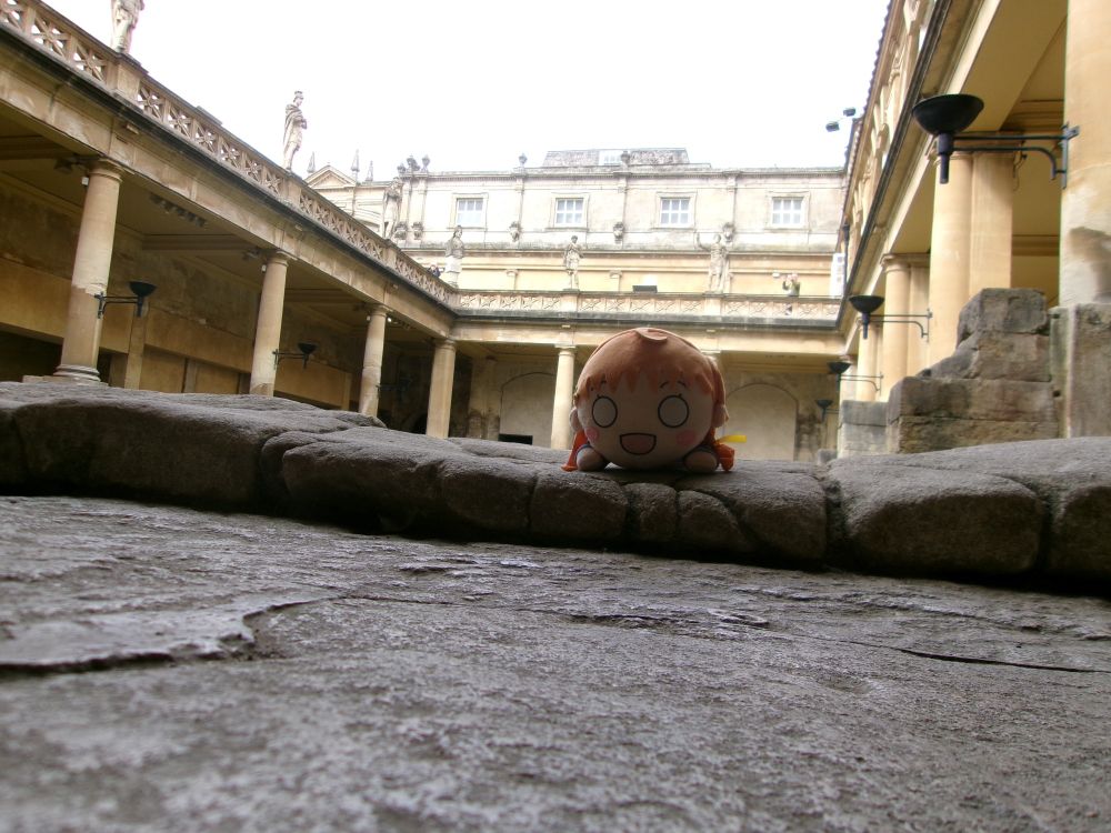 Chika Takami nesoberi on a stone edge