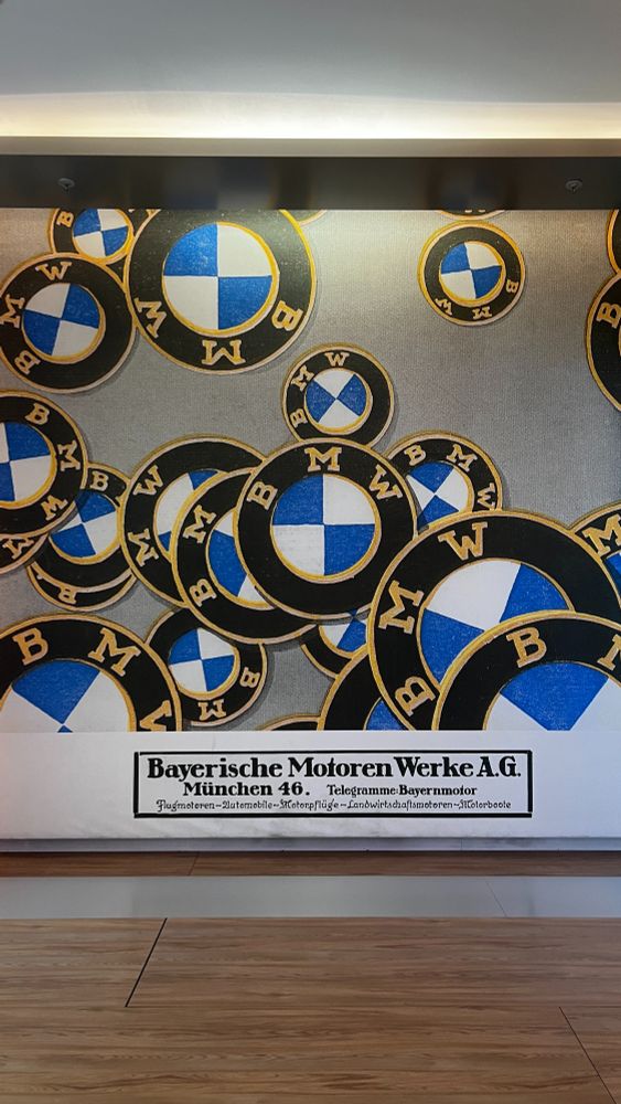 Thank you to BMW for welcoming GW Law Munich!

We explored how trademarks, design & copyright are handled in-house—then toured BMW Welt and the Museum, where brand and design history come alive