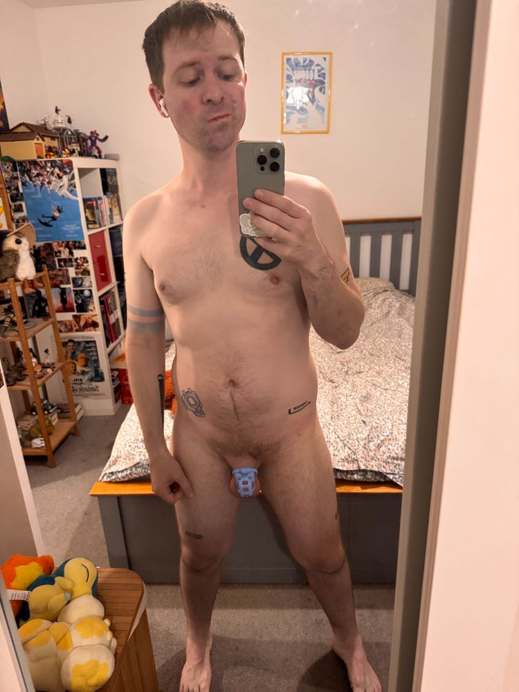 Blue cage on slim gay 