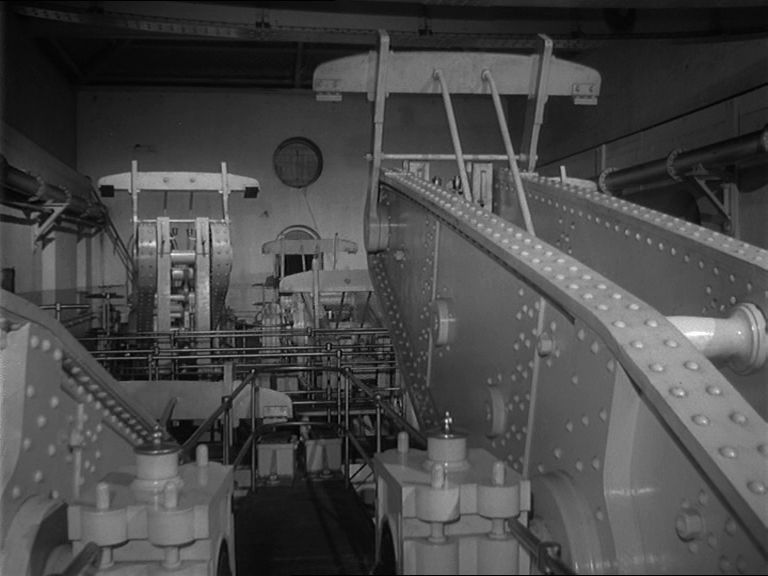 An image captured from UNDER THE RIVER (1959)