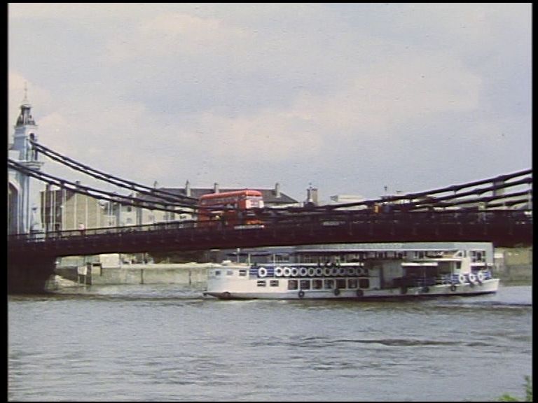 An image captured from THE NINE ROAD (1976)