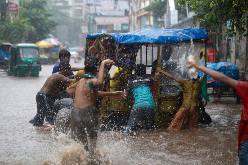 Climate Migrants Stand to Overwhelm World’s Megacities