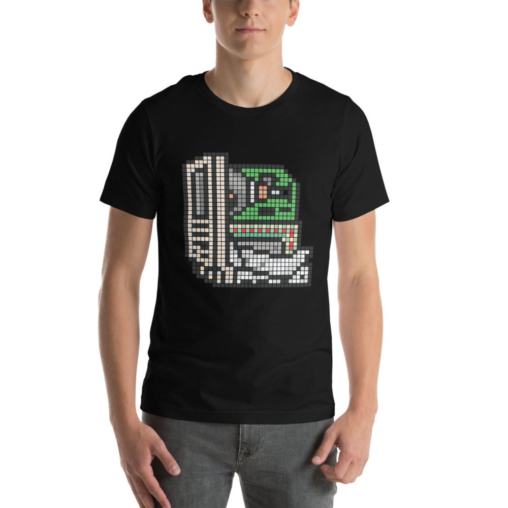 Opened mac pixelart t-shirt