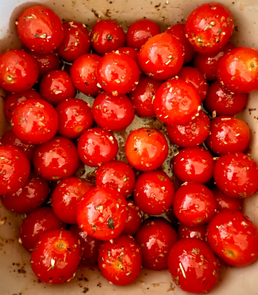 Kirschtomaten in KräuterÖlMarinade mit Knoblauch