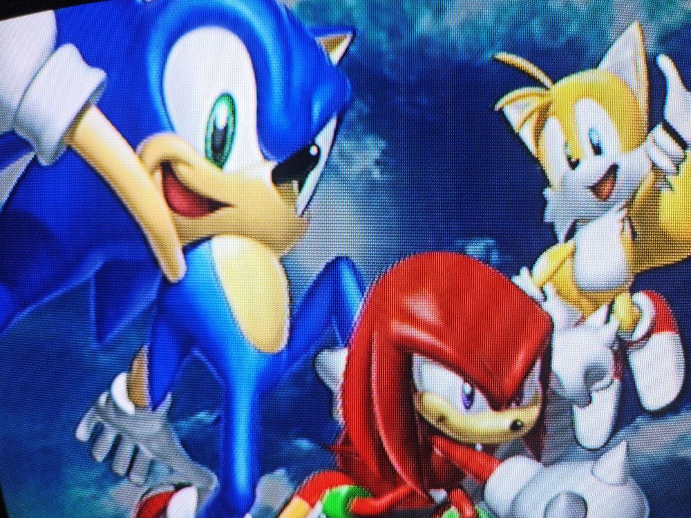 Game: Sonic Heroes (2003)
Developers: Sonic Team USA
Platform: Microsoft Xbox
TV: Philips 14PT6107/05
🟡⚪🔴