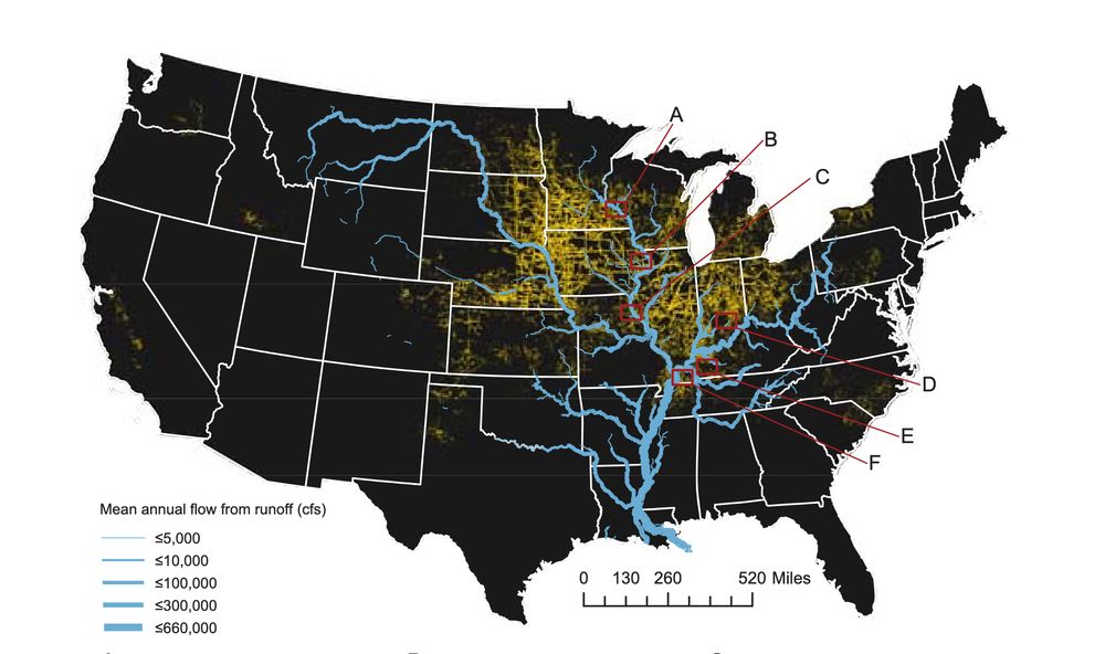 Map of corn ethanol land-cover with high technical potential for solar energy development across the United States (yellow) and runoff in the Mississippi River watershed (blue).