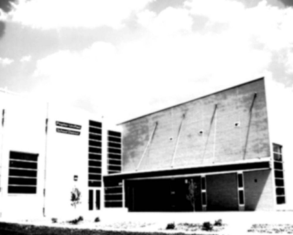 The unified school district of Poplar.