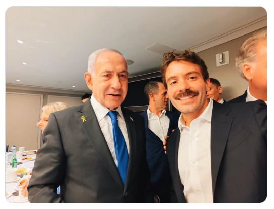 CEO of Vercel, Guillermo Rausch, taking a selfie with Netanyahu, aka modern day Hitler.
