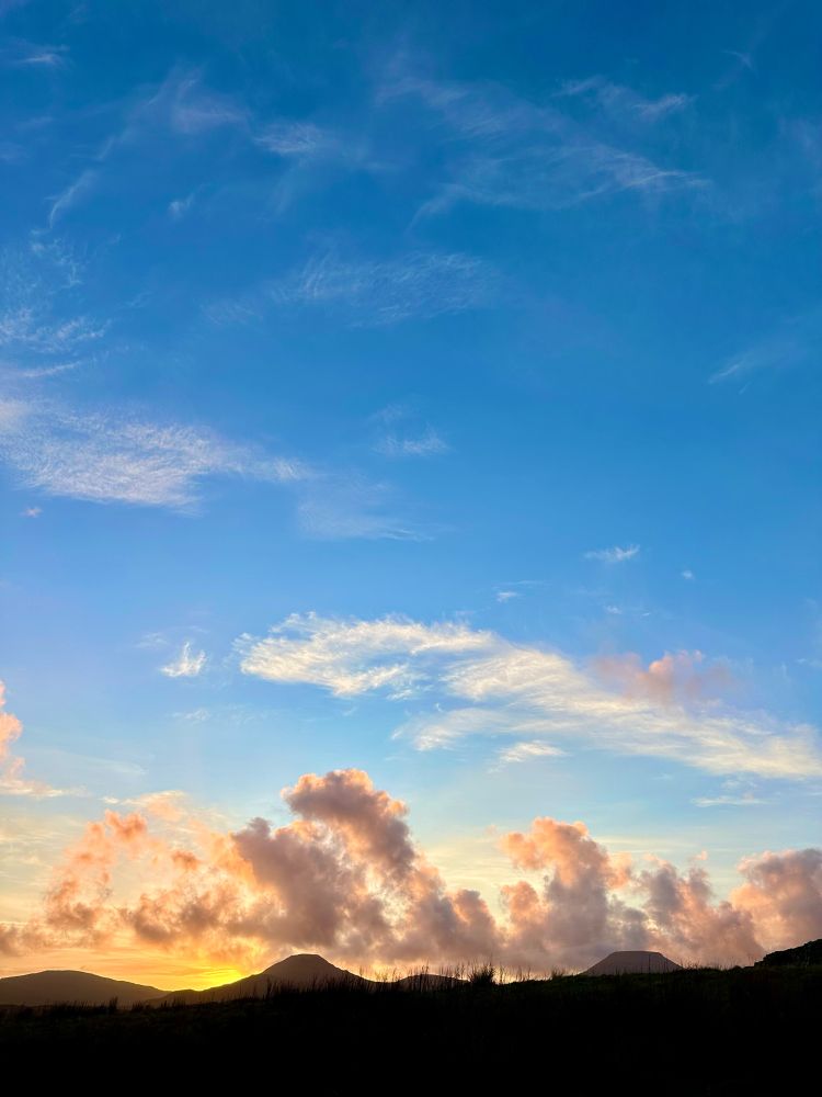 One of the most widespread themes for European Lantern Parades was the celebration of Saint Martin, who was buried on November 11, in 397.
To this day, many towns celebrate his life on the 11th day of the 11th month of the year. Some start their celebrations at exactly 11 minutes past 11 in the morning. Originating in France, the custom spread to Germany, Scandinavia and Eastern Europe. Today, St. Martin’s Day is celebrated in countries around the world.
In the most popular St. Martin legend, he cut his cloak in half to share with a freezing beggar at Amiens. This is a picture of a calm sundown on the 11th of November. It was just about 16:15.hrs. 
