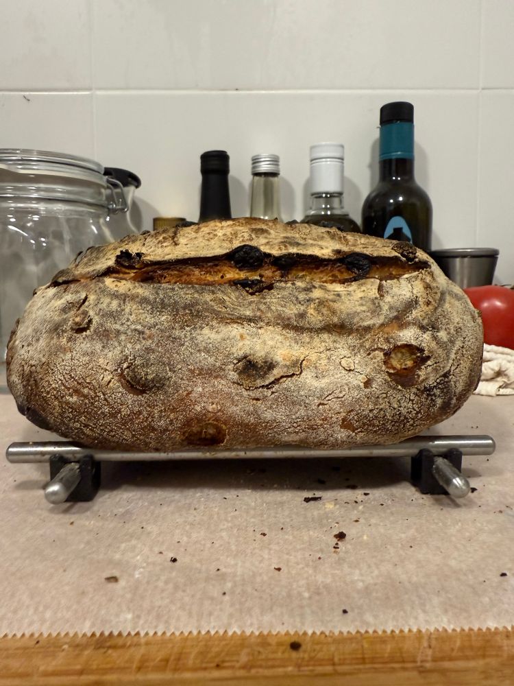 cinnamon, raisin and pecan sourdough