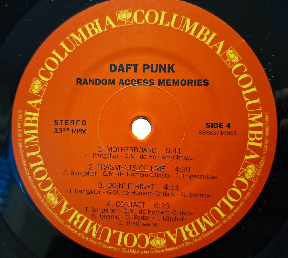 Side 4:
Motherboard
Fragments of Time
Doin it Right
Contact