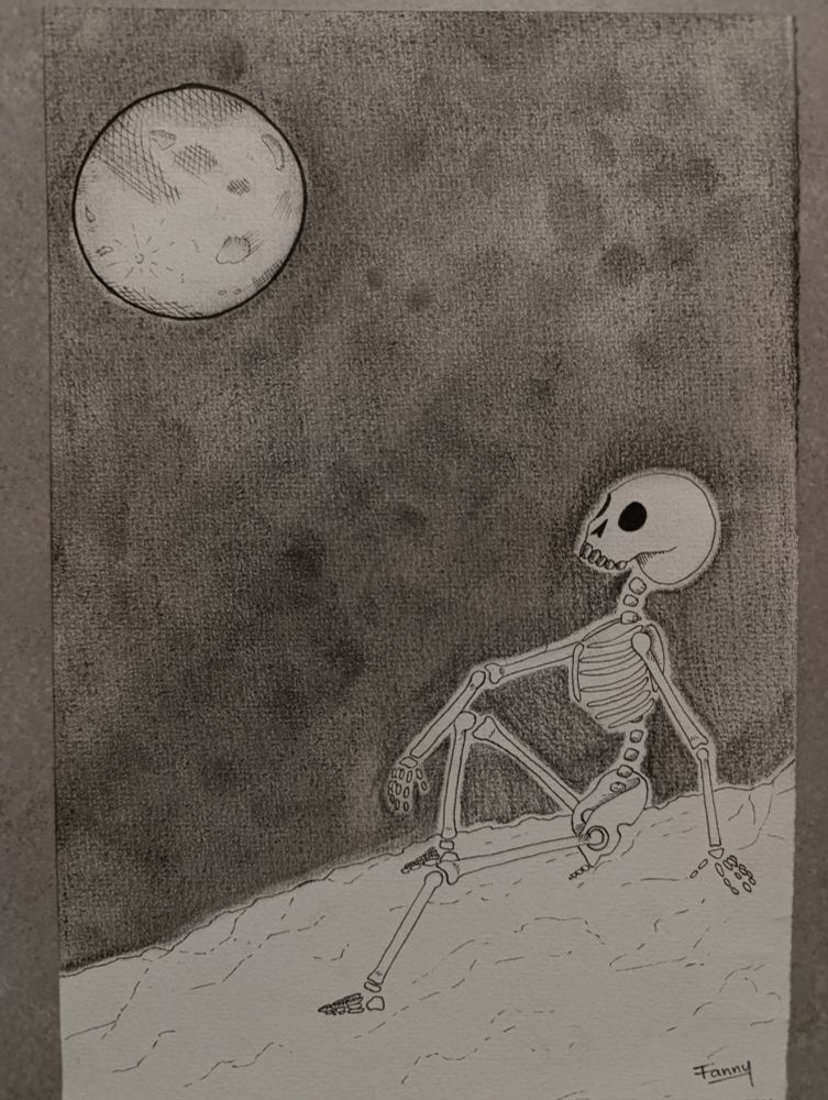 Petit squelette assis sur la colline qui contemple la pleine lune