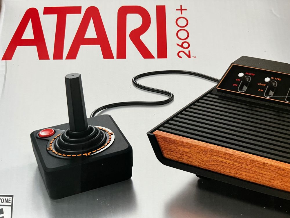 The box for an Atari 2600+