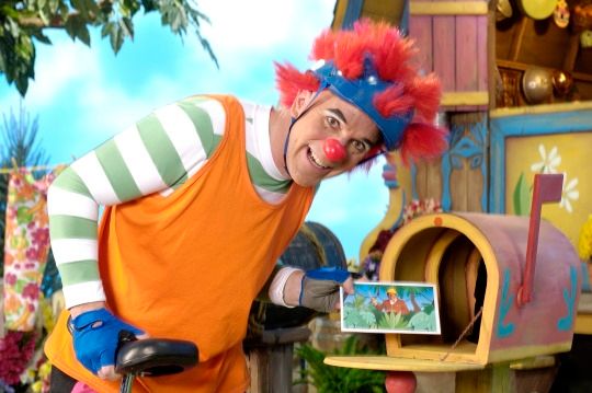 Photo of Major Beadhead from Big Comfy Couch