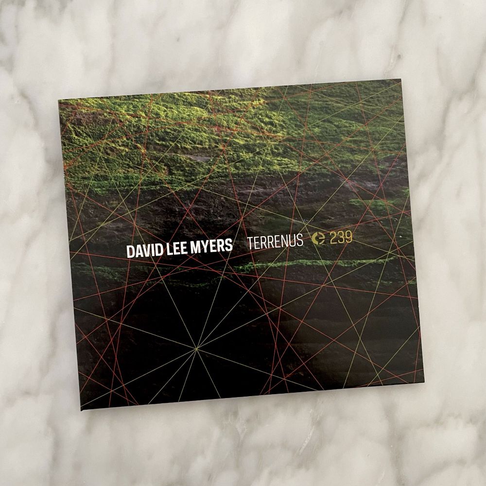 Photo of the packaging of the CD