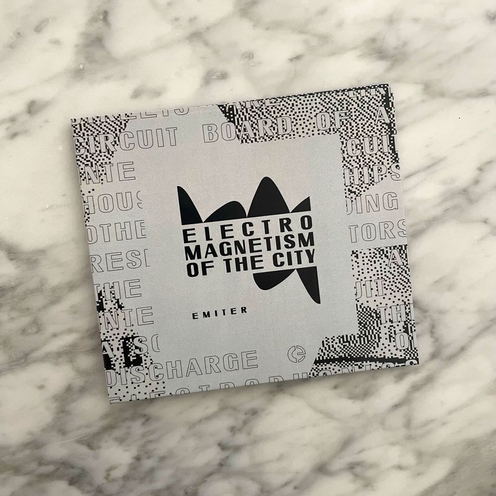 Photo of the packaging of Emiter's CD