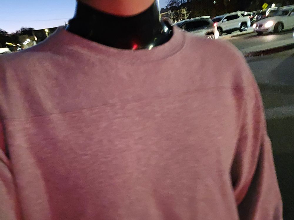 A fragment of my fit.
Black latex catsuit under a simple gray long sleeve t shirt.  Relevant cuz I wore it outside.