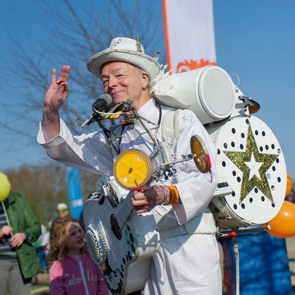 Rémy Bricka, l'homme-orchestre 