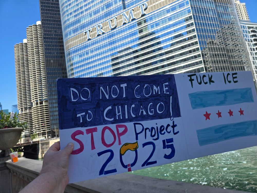 Do not come to Chicago. #FuckICE 