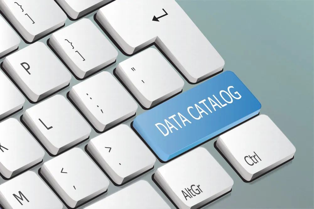 Filling the gaps in a data mesh with agents and MCP servers