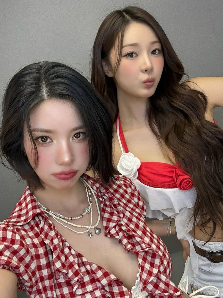 Eunbi and Sian