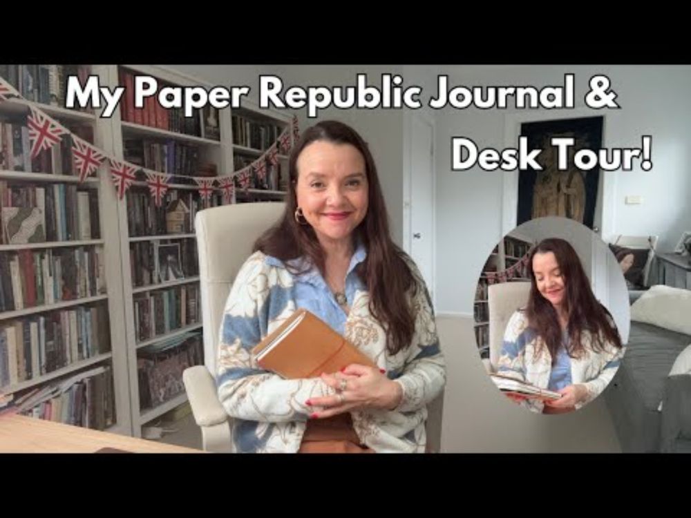 A peek inside my Paper Republic journal & DESK TOUR