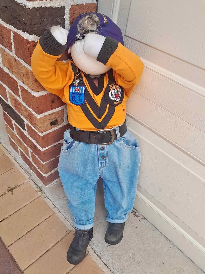strange faceless child model swagged out in vintage balmain tigers kit and baggy fit levis silvertab made in usa stonewash straight leg denim 90s y2k ebay