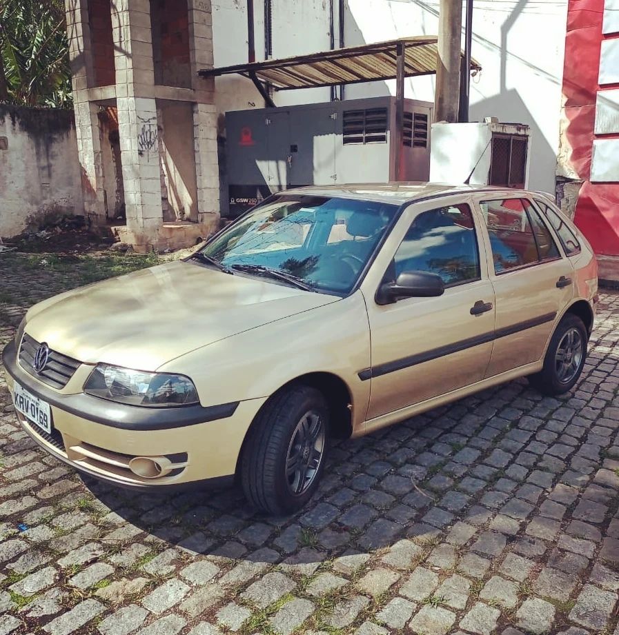 My previous VW Gol Power (2005): Fun to Drive.