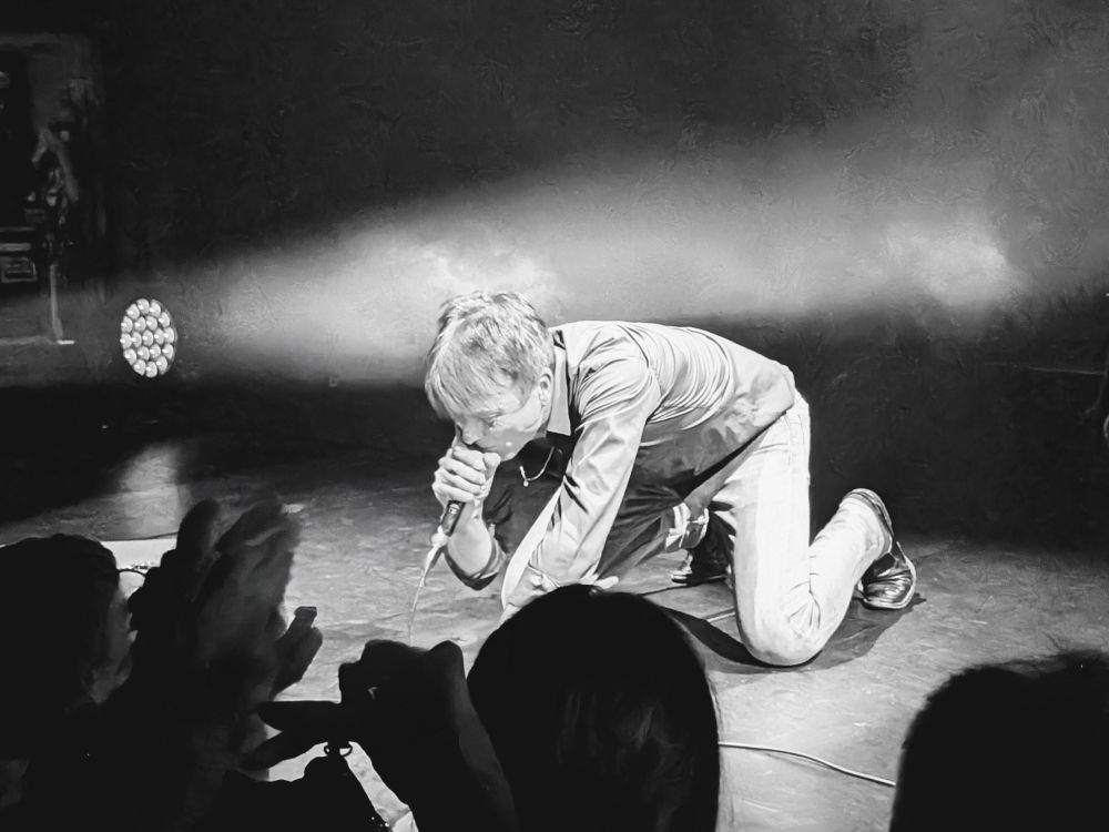 Brett Anderson on his hands and knees, singing, at the Suede Southbank Takeover.