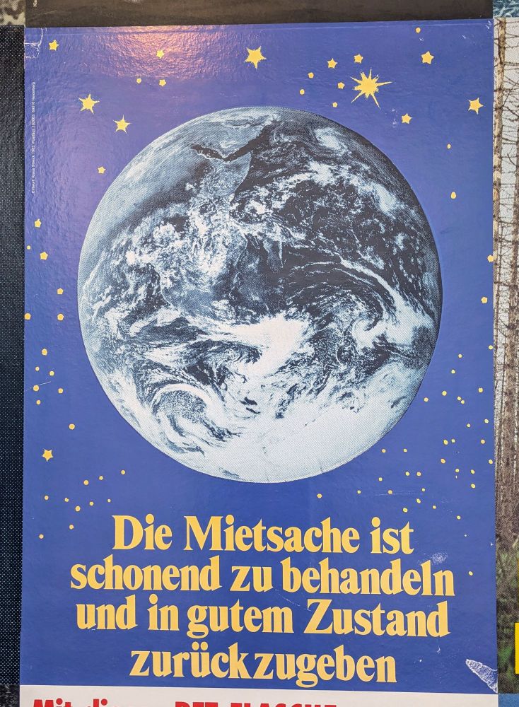 Bild von Klaus Staeck - Mietsache - 1983
Fotografiert in der Neuen Nationalgalerie Berlin