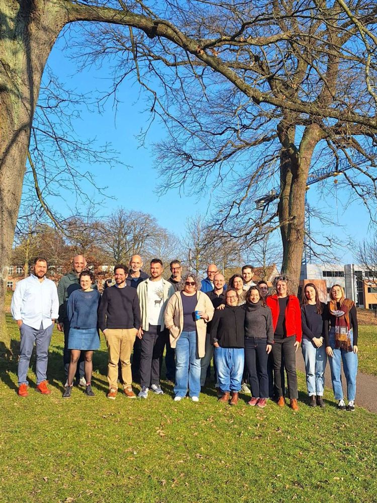 From left to right: Alejandro Ordóñez, Kent Olsen, Camille Magdeville, Martin Fillot, Jens Christian Svenning, Juan Antonio Hernández-Agüero, Santiago Soliveres, Agathe Leriche, Gabrielle Casazza, Manuel Cartereau, Elysa Silva, María Petridou, Federico Riva, Olga Tzortz, Dina Zografou, Vassiliki Kati, Milena Chateau and Charlotte Rault