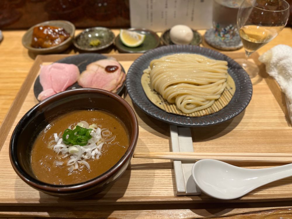 とみ田さんのつけめんです。