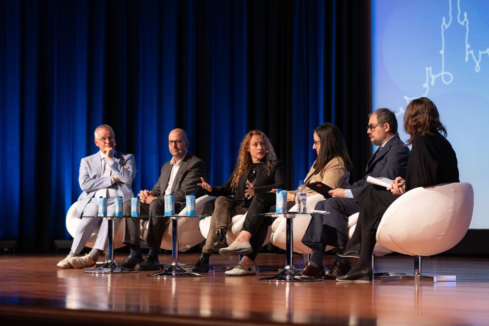 Speakers at ESCAIDE 2023 plenary on One Health.