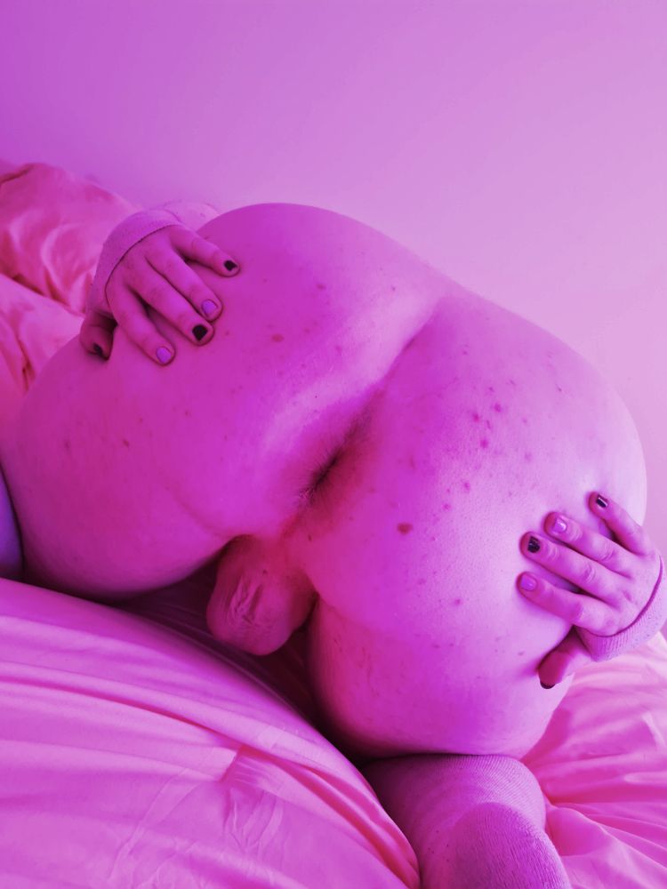 A nude picture of my fat ass

goon gooner transgooner trans mtf goonette nude