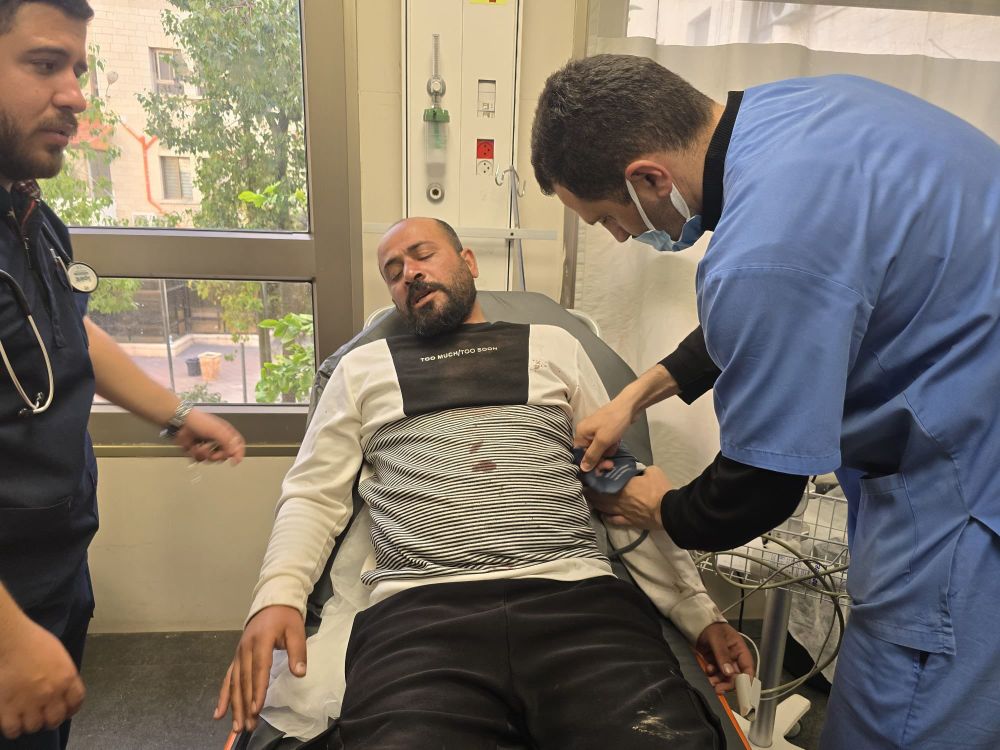 Hamdan Ballal en el hospital de Hebron