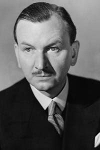 Black and white image of British actor Raymond Huntley.