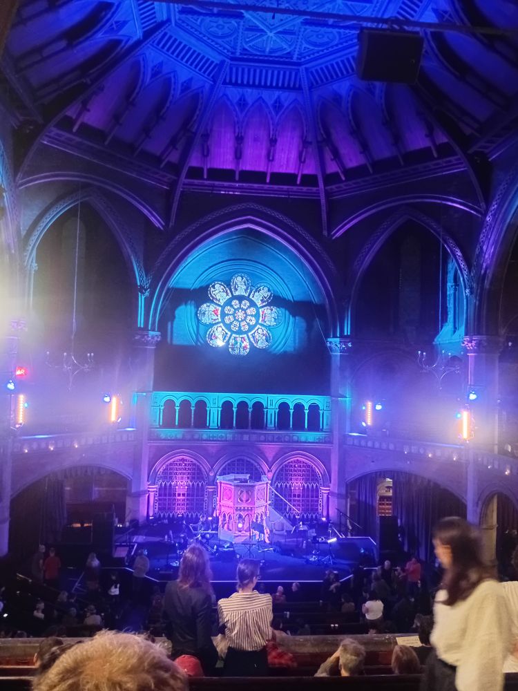 Photo of inside the union chapel in Highbury & Islington, during the interval of magnetic fields playing all of 69 love songs 