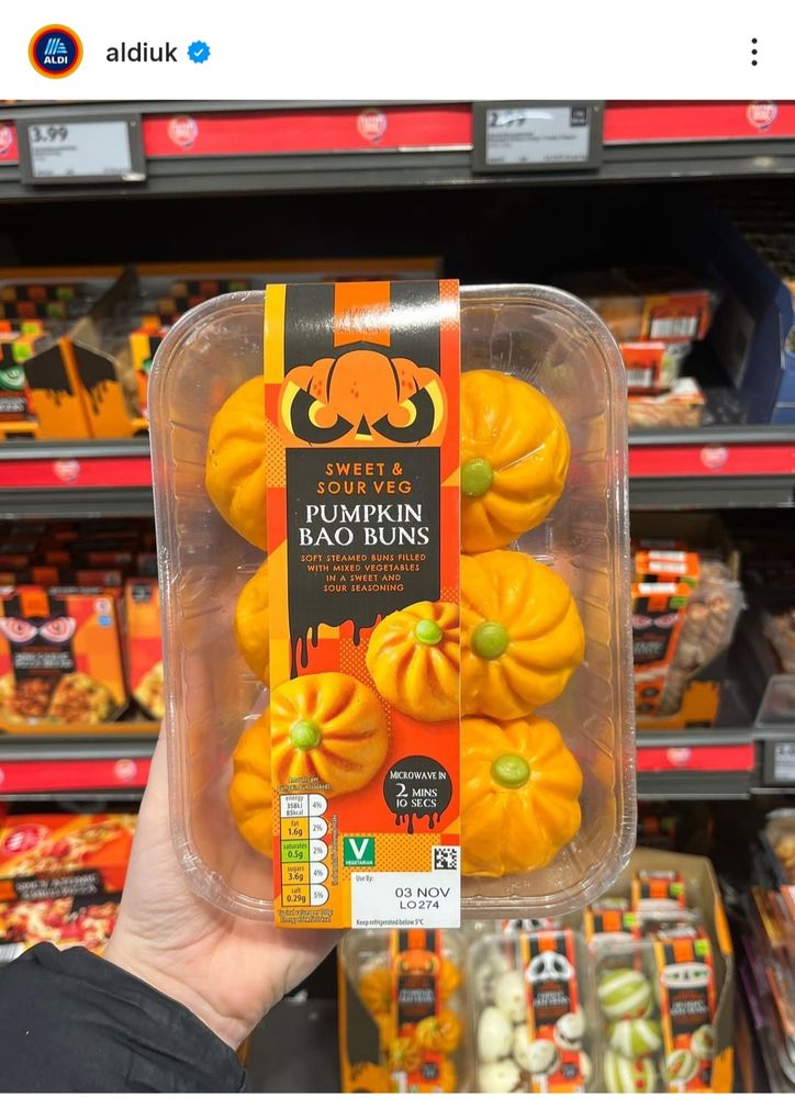 Aldi have pumpkin shaped and flavoured Bao buns. Bring on the apocalypse. 