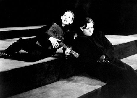 Arthur Anderson and Orson Welles performing in the Mercury Theater's 1937 production of CAESAR, an adaptation of Shakespeare's JULIUS CAESAR