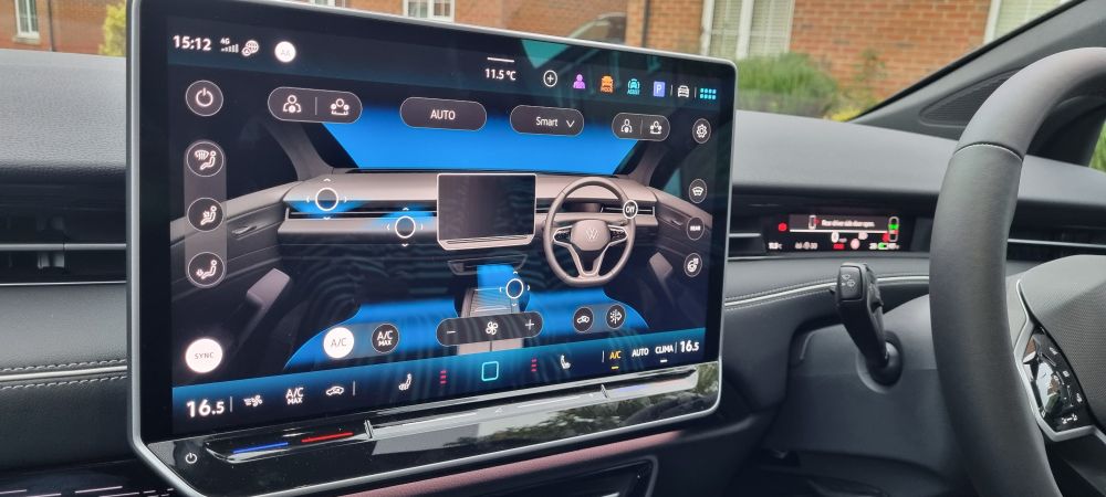 Main screen in a VW iD7 showing the climate control system 