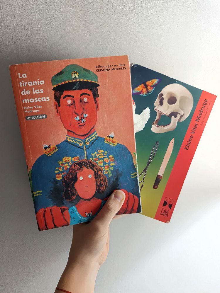 Foto de dos novelas de Elaine Vilar Madruga: La tiranía de las moscas y El cielo de la selva