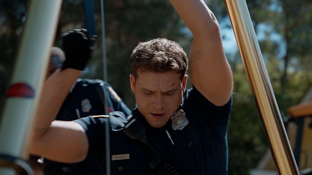 Buck from 911 played by Oliver Stark 