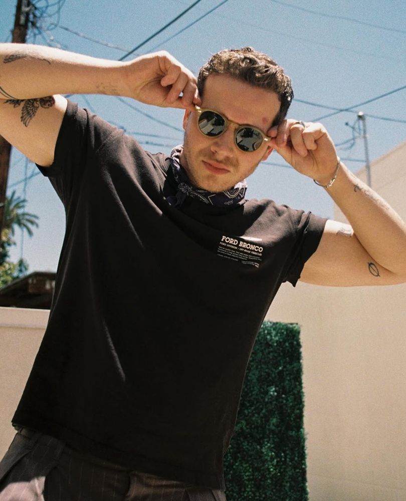 Oliver Stark photoshoot his in glasses and looking smoking fucking hot I mean honestly how do you want me Oliver? On all fours? On my back legs wide open? Bent over? Just let me know yeah 