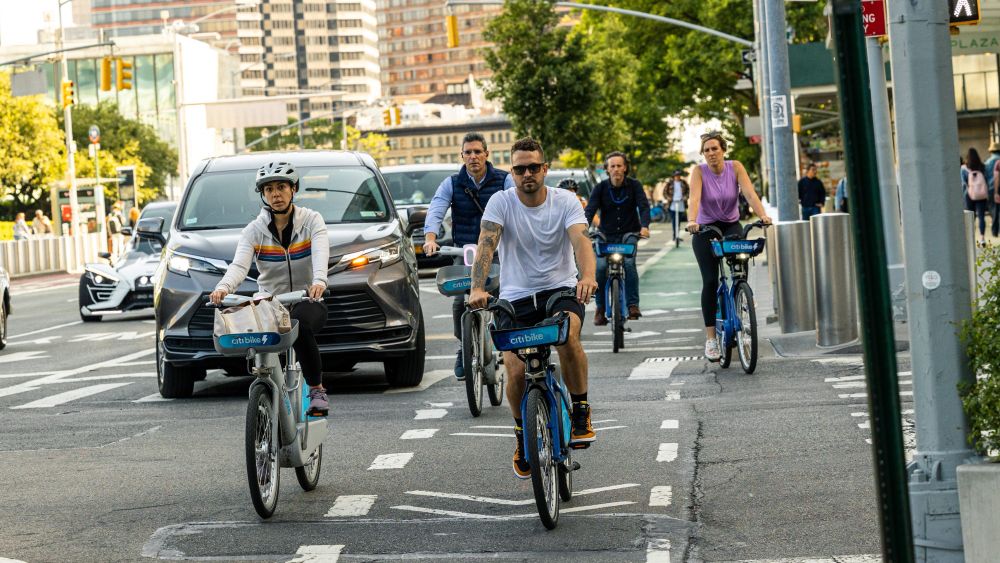 Ex-DOT Official Warns NYC's 'Counterproductive' E-bike Speed Limit Will Curb Biking, Safety - Streetsblog New York City