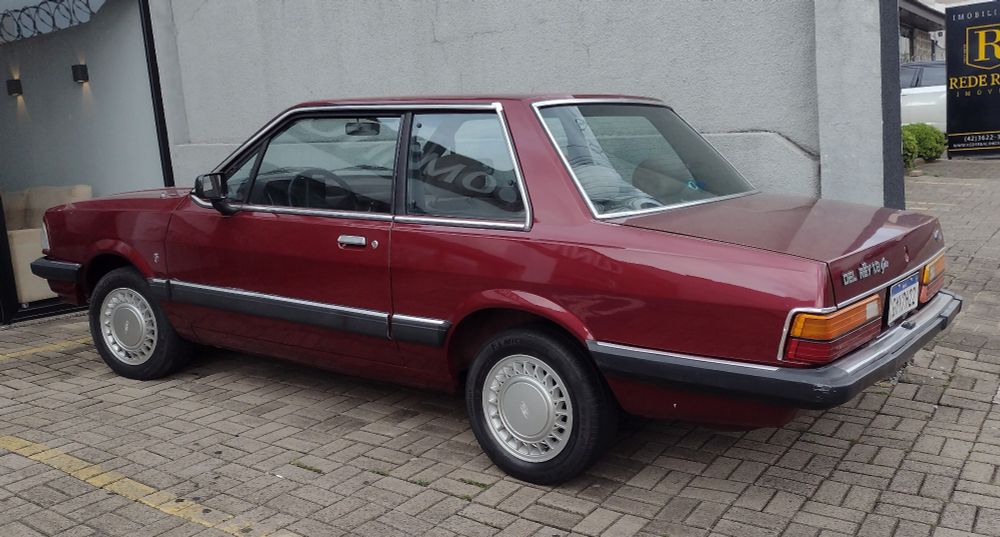Ford Del Rey Ghia