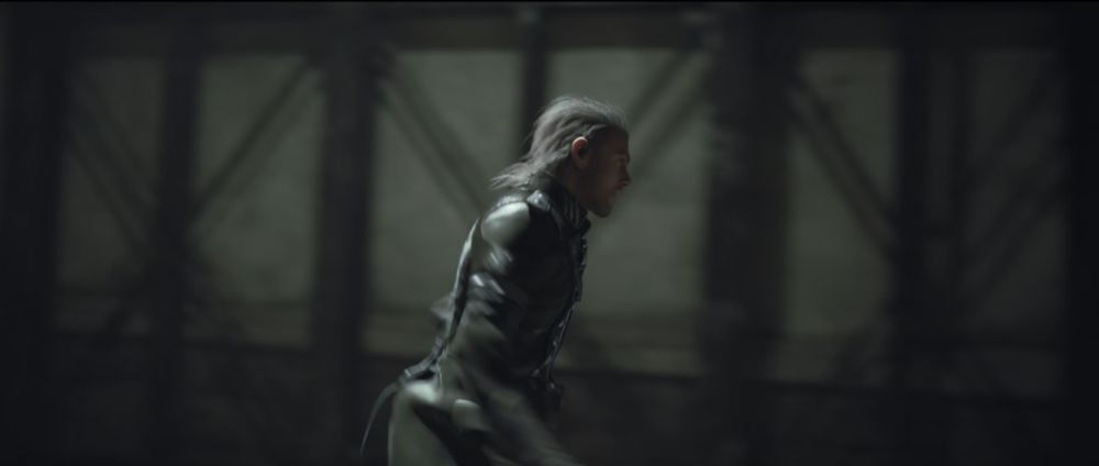 Nyx -- unarmed -- running through the basement of what might be the glaive headquarters, judging by the cross-bracing on the walls.
The blurriness isn't my fault this time - Nyx is moving fast.