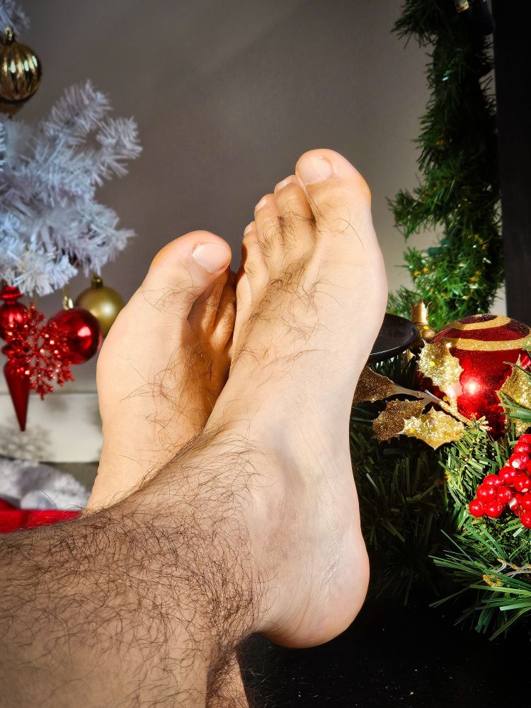 A photo of my feet on a coffee table surrounded by Christmas decorations. 














#gamerfeet #gaymerfeet #malefeet #footfetish #smellyfeet #stinkyfeet #gaysocks #smellysocks #gaysocks #jockfeet #bearfeet #meatyfeet #footsky #gayfeet #solesaturday #solesunday #footfriday #feet #sole #soles#fcf #fatcockfriday #fatcock #gaycock #bator #bate #masturbate #gaybator #masturbator #batefuel #averagecock #gaycub #gaybear #gayjock #gayotter #bater #batebro #batebros #gamer #gaymer #hardcock #hugecock #smallcock #hung #unhung 